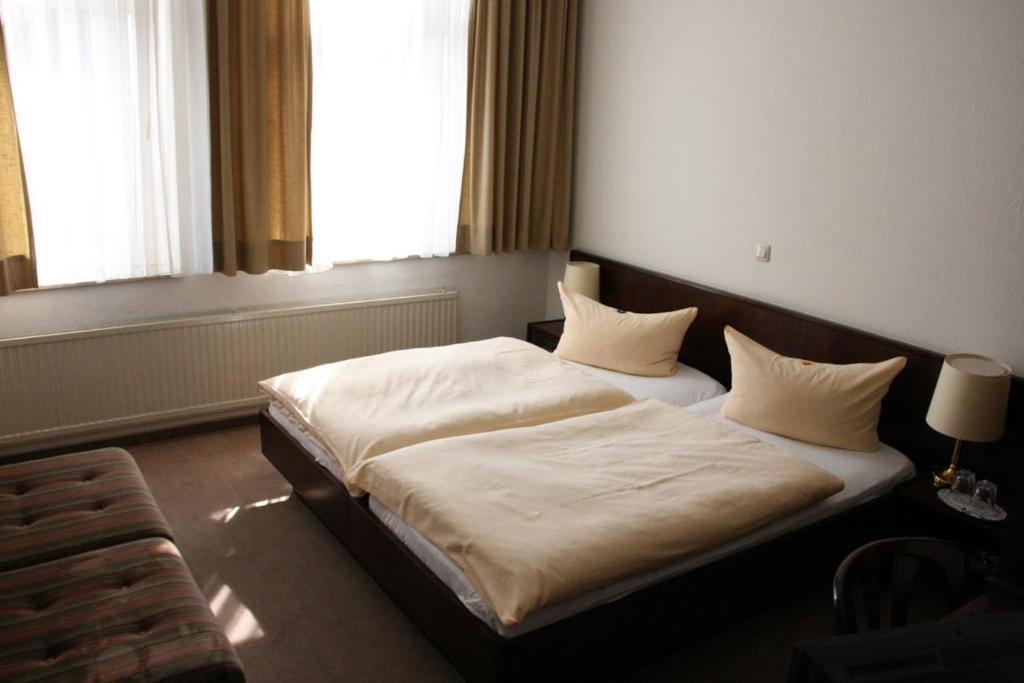 Hotel Diening Essen Ruang foto