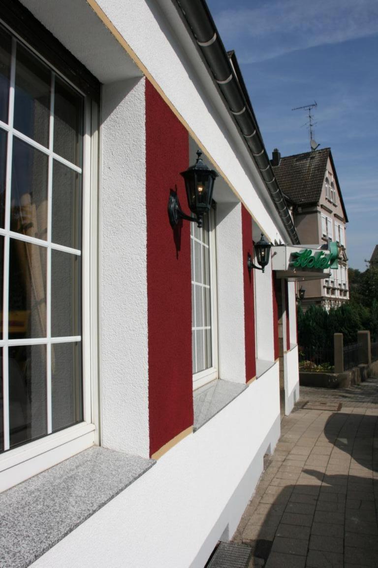 Hotel Diening Essen Bagian luar foto