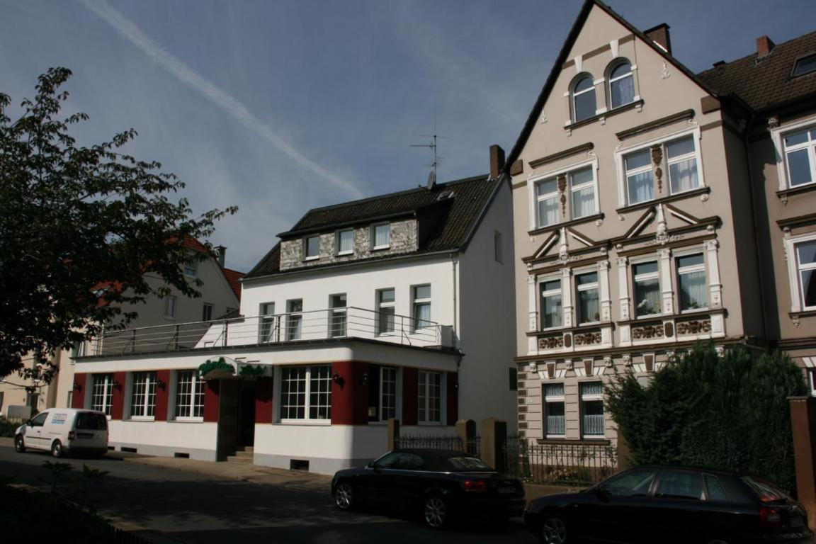 Hotel Diening Essen Bagian luar foto